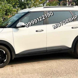 Kia Carens Clavis Premium Roof Rails (Black & Silver Finish)