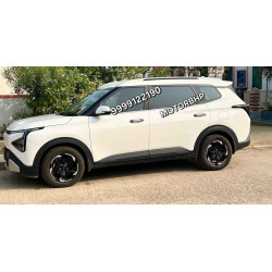 Kia Carens Clavis Premium Roof Rails (Black & Silver Finish)