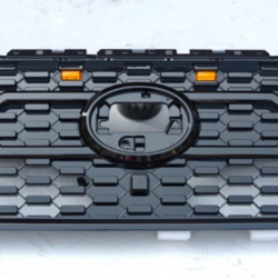 Toyota Innova Hycross GR Type Front Grill With Light Toyota Innova Hycross GR Type Front Grill With Light