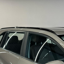Toyota Innova Hycross Roof Rail Black Glossy Toyota Innova Hycross Roof Rail Black Glossy