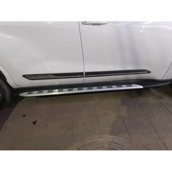 Toyota Innova Hycross Premium Side Foot Rest Step OE Type