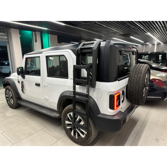 Mahindra Thar Roxx Defender Style Storage Box and Ladder 