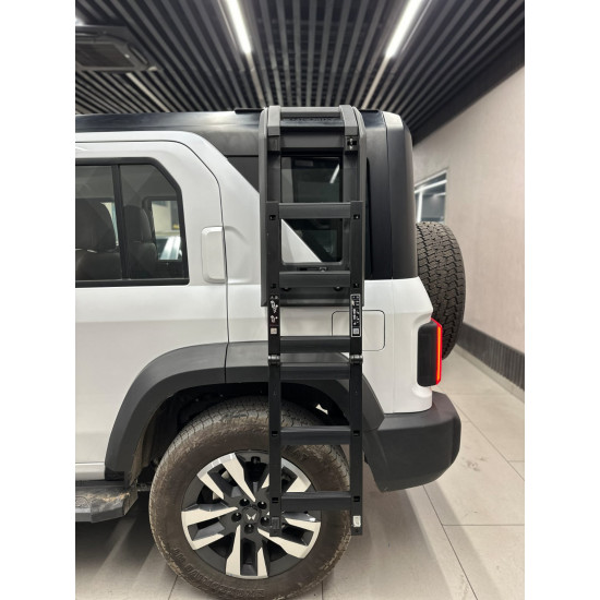 Mahindra Thar Roxx Defender Style Storage Box and Ladder 