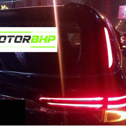 STARiD Toyota Fortuner LED Rear Pillar Light STARiD Toyota Fortuner LED Rear Pillar Light