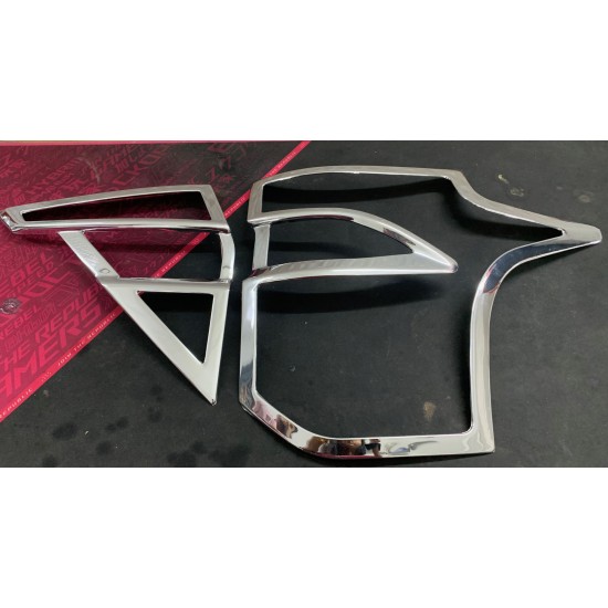 Mahindra XUV500 Tail Light Chrome Cover (2018-Onwards)  