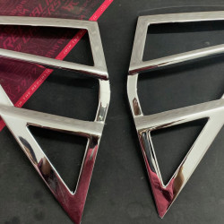 Mahindra XUV500 Tail Light Chrome Cover (2018-Onwards)  