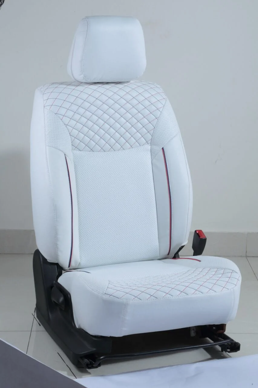 Mahindra XUV700 Accessories Buy Nappa Leatherette Seat